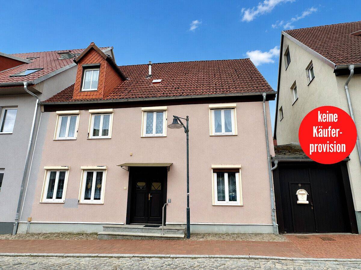 HORN IMMOBILIEN ++ Reihenmittelhaus in Burg Stargard, zentrale Lage, 17094 Burg Stargard