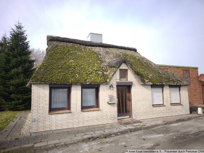 Stark sanierungsbedürftiges kl. Wohnhaus mit großem Grundstück und angrenzendem Grünland/ Nähe der Elbe/ Schmedeswurth, 25724 Schmedeswurth