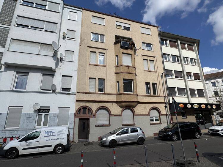 Ideale 4-Zimmerwohnung mit Balkon in Ludwigshafen-Süd, 67061 Ludwigshafen am Rhein (Mitte Süd)