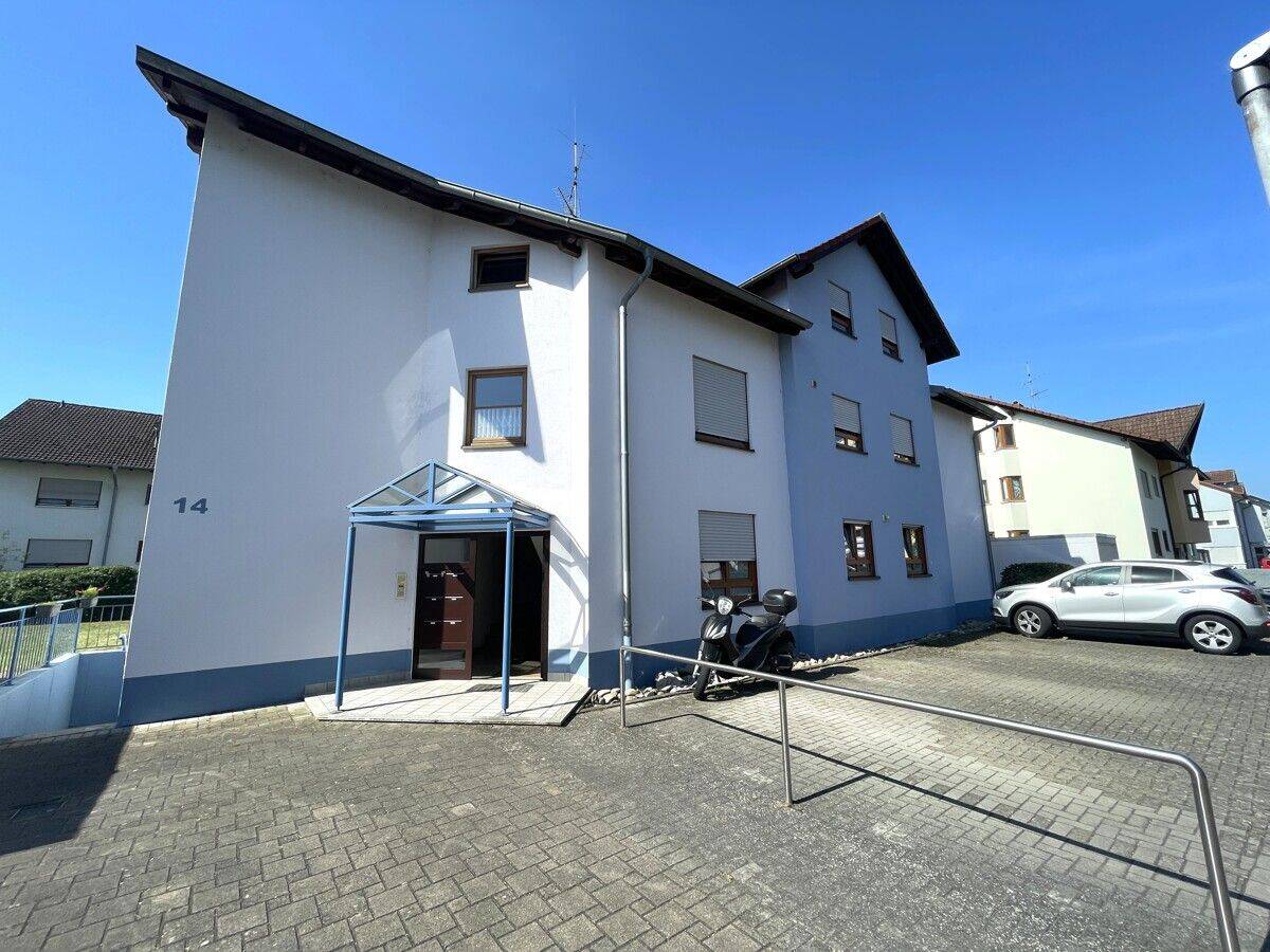 Große Dachgeschoss-Maisonette-Wohnung – bezugsfrei!, 79346 Endingen am Kaiserstuhl
