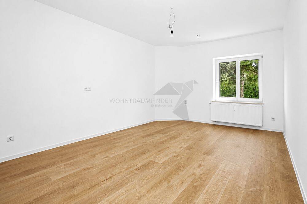 !! Erstbezug nach Sanierung !! Coole 2 Raum EG-Whg. mit Balkon und Tageslichtbad, 9131 Chemnitz (Ebersdorf Hilbersdorf)