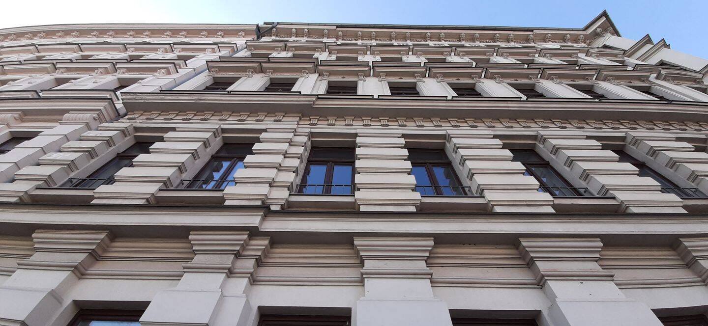 Großzügige, bezugsfreie 3-Zimmer-Wohnung mit Südbalkon & Wannenbad nahe Mariannen Park, 4315 Leipzig (Neustadt-Neuschönefeld Sellerhausen-Stünz Volkmarsdorf)