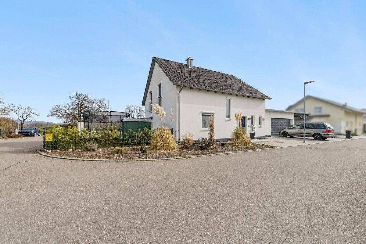 Modernes A+ Einfamilienhaus | Großes Grundstück | Ruhige Randlage, 79798 Jestetten