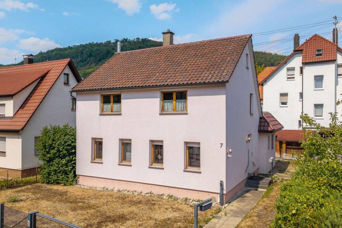 Idyllisch wohnen im Zentrum von Geislingen, Freistehendes Haus mit Garten, Terrassen, Stellplatz, 73312 Geislingen an der Steige