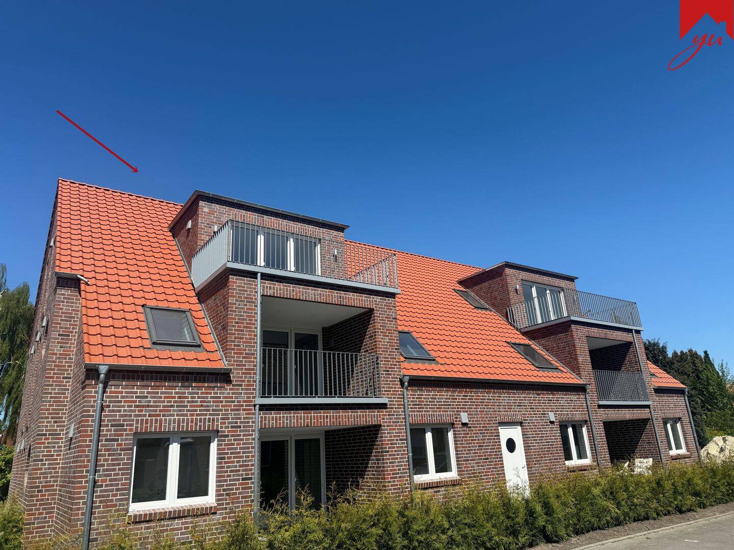 Einladende Dachgeschosswohnung mit schicker Einbauküche in zentraler Lage von Esens!, 26427 Esens