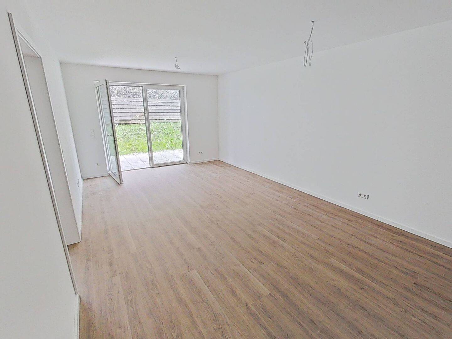 Wundervolle 2-Zimmer-Wohnung mit Terrasse und moderner Einbauküche, 73312 Geislingen an der Steige