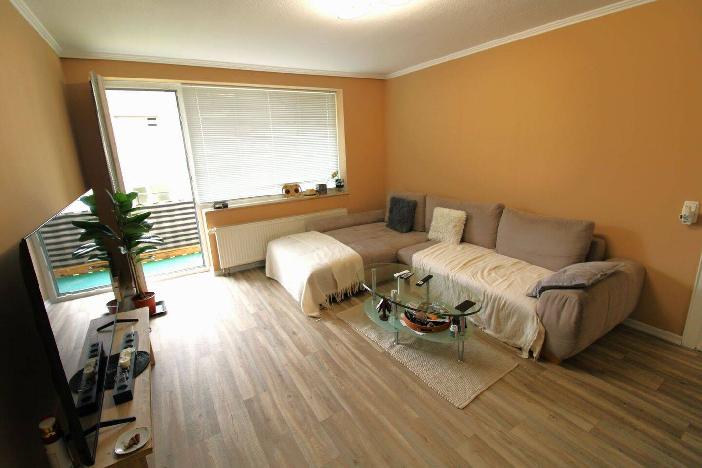 Helle Eigentumswohnung mit Balkon in ruhiger Lage in Aldenhoven, 52457 Aldenhoven