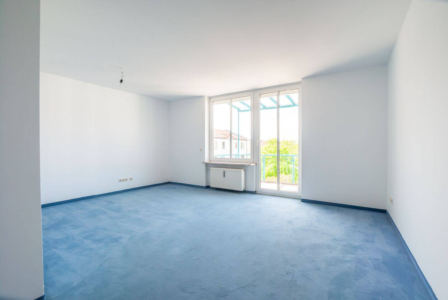 AIGNER – Attraktive 2-Zimmer-Wohnung mit Westbalkon in Freimann, 80939 München (Milbertshofen-Am Hart Schwabing-Freimann)