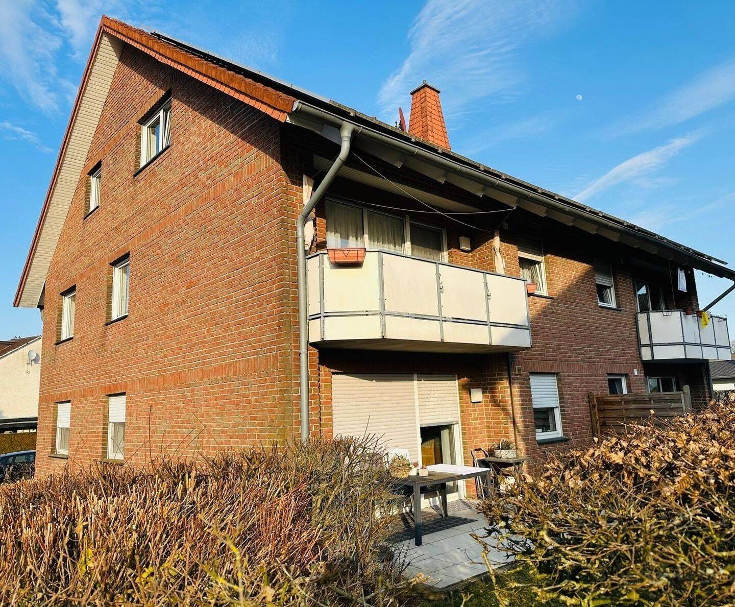 Wunderschöne Eigentumswohnung im ersten Obergeschoss mit großem Balkon zu verkaufen., 32278 Kirchlengern