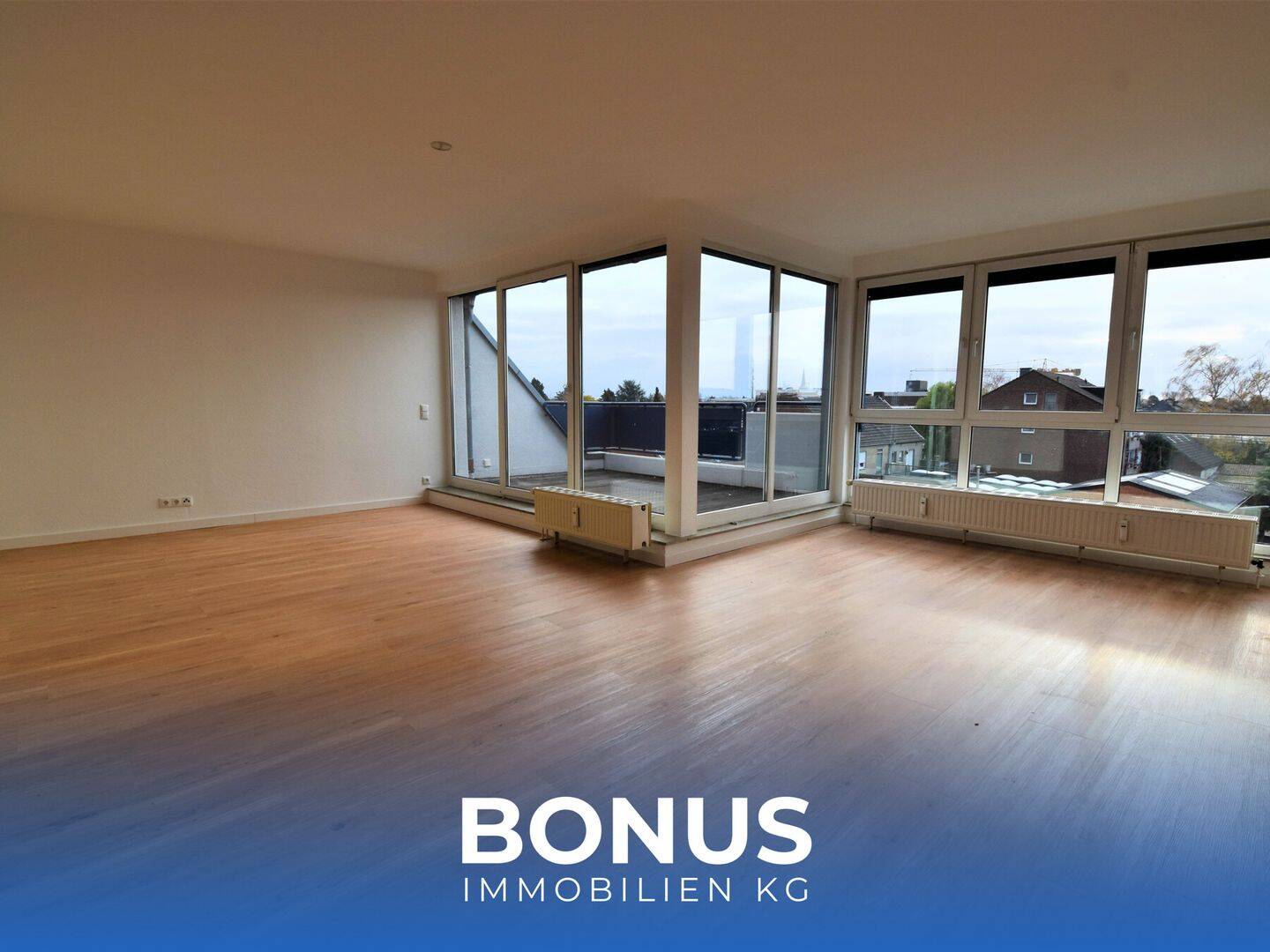 Maisonettewohnung mit Loggia & Stellplatz! – attraktives Investment in guter Lage von Korschenbroich, 41352 Korschenbroich