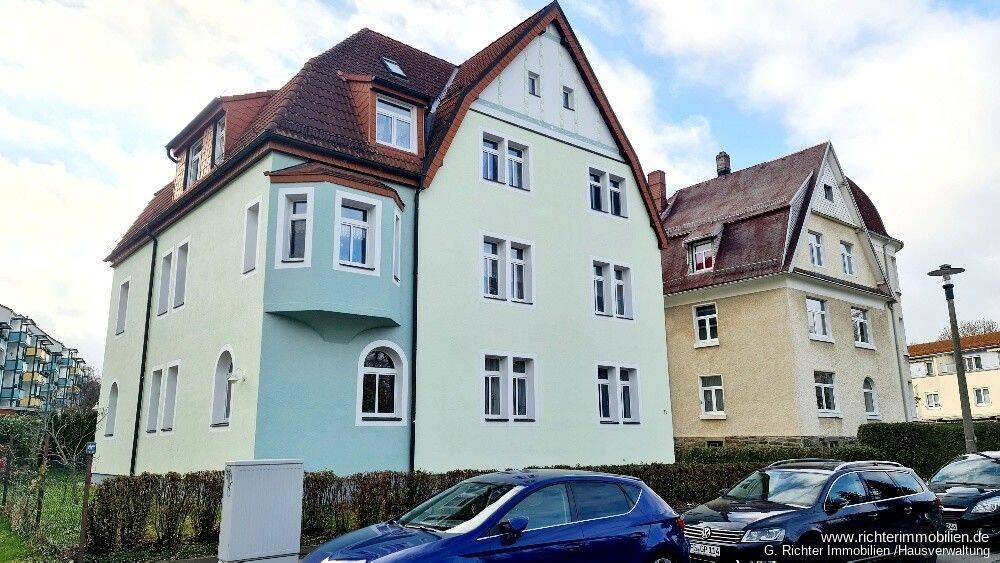 Geräumige 2-Zimmer-Dachgeschosswohnung mit Einbauküche, 9599 Freiberg