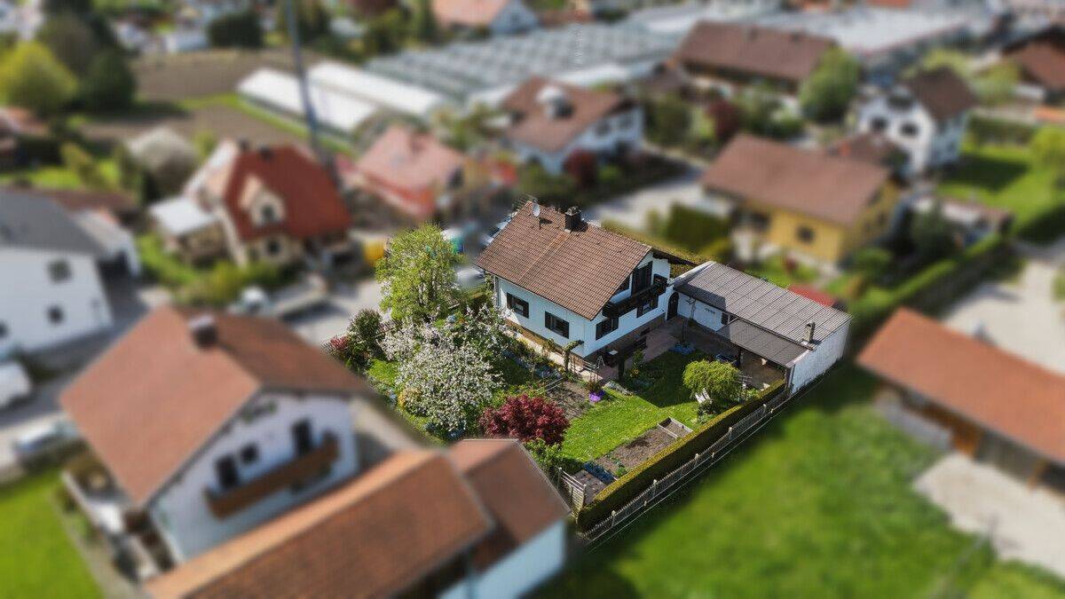Charmantes Haus mit großem Garten, 82380 Peißenberg