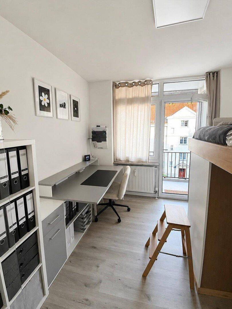 Sonniges möbliertes 1-Zi.-Appartement Nähe Uni, 93053 Regensburg (Galgenberg Kasernenviertel Kumpfmühl-Ziegetsdorf-Neuprüll Oberisling-Graß)