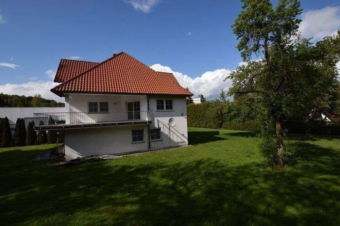 Lichtdurchflutete Maisonette * Haus im Haus * Schöner Wohnen in USI Wernborn * 7 €/m², 61250 Usingen