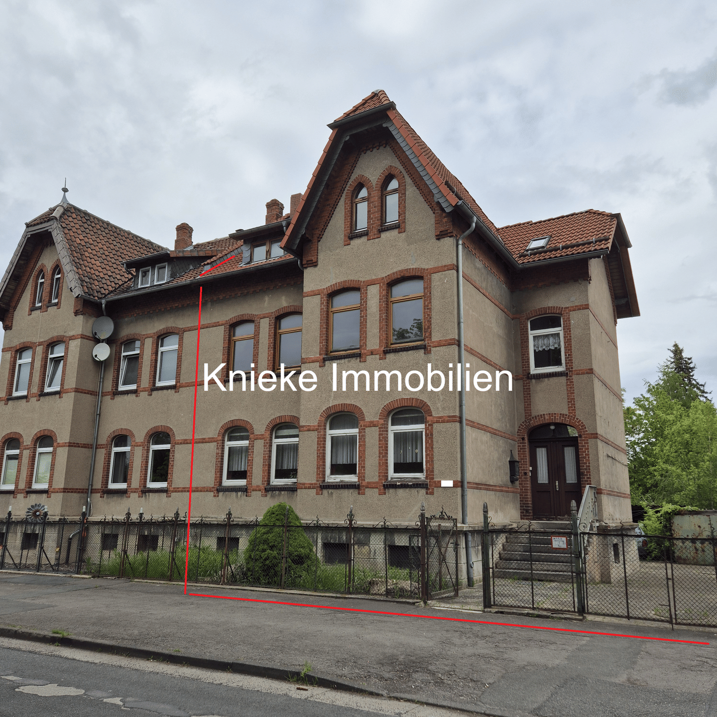 Mehrfamilienhaus mit 3 Wohneinheiten in zentraler Lage von Nordstemmen, 31171 Nordstemmen