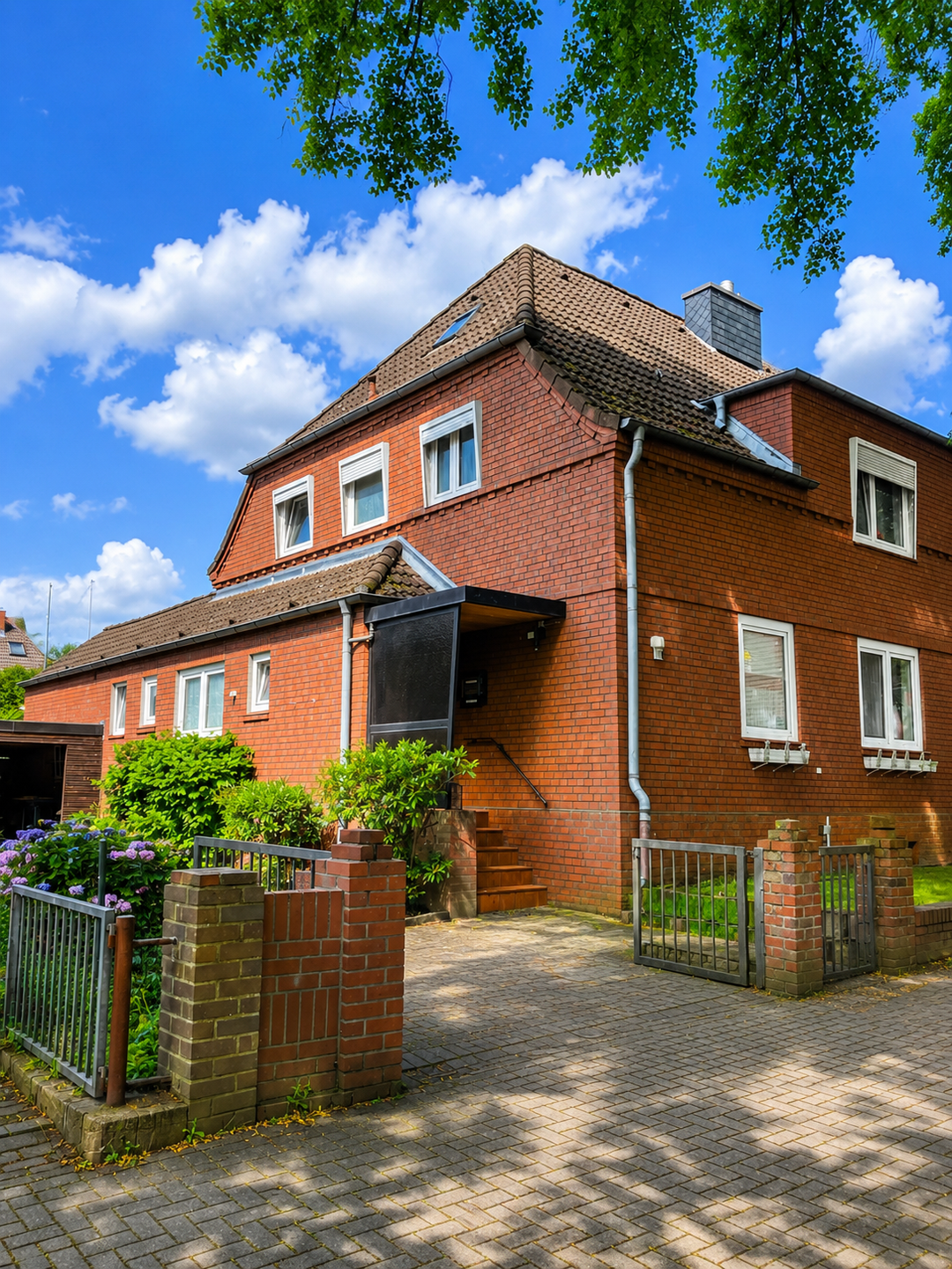 Zweifamilienhaus in ruhiger Lage von Geesthacht, 21502 Geesthacht