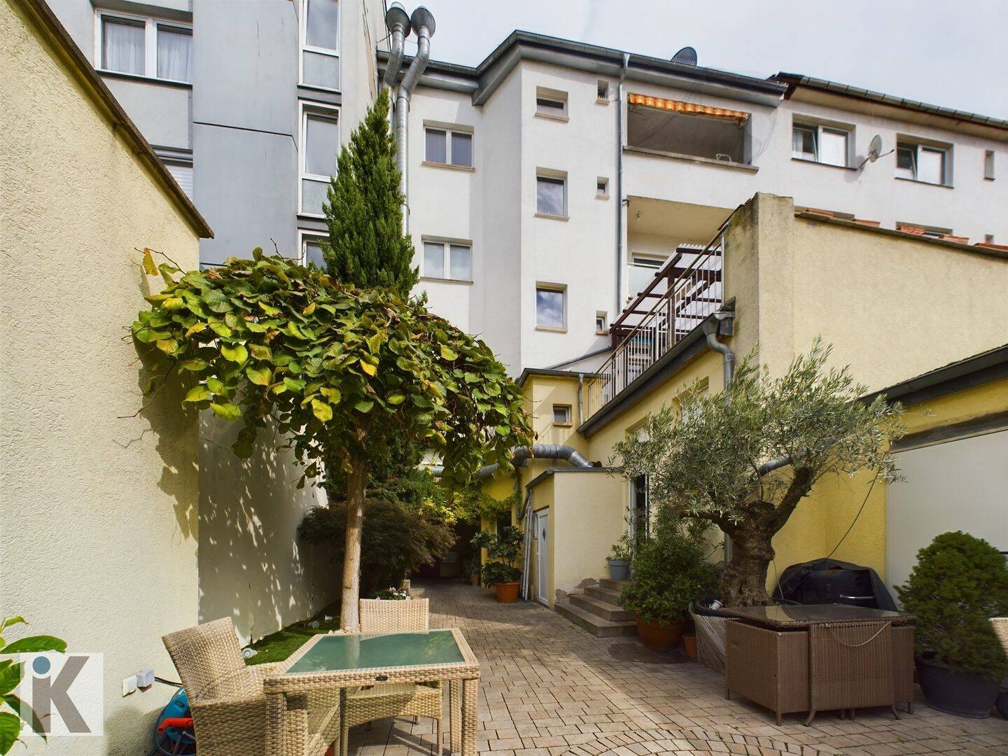 Mehrfamilienhaus mit Gastronomie in Ludwigshafen – bis zu 7?% Rendite möglich, 67063 Ludwigshafen am Rhein (Friesenheim/Nord)