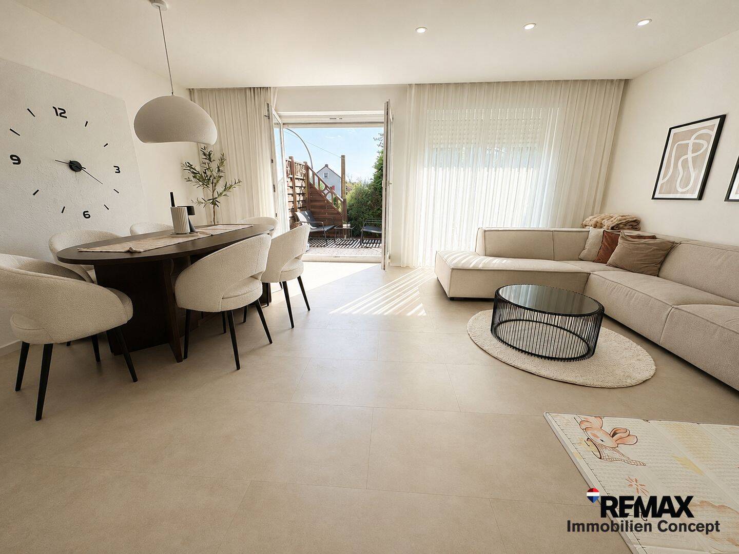 Familienhaus mit Garten, Terrasse und Garage – vollunterkellert! (2023 umfangreich modernisiert), 96465 Neustadt b. Coburg