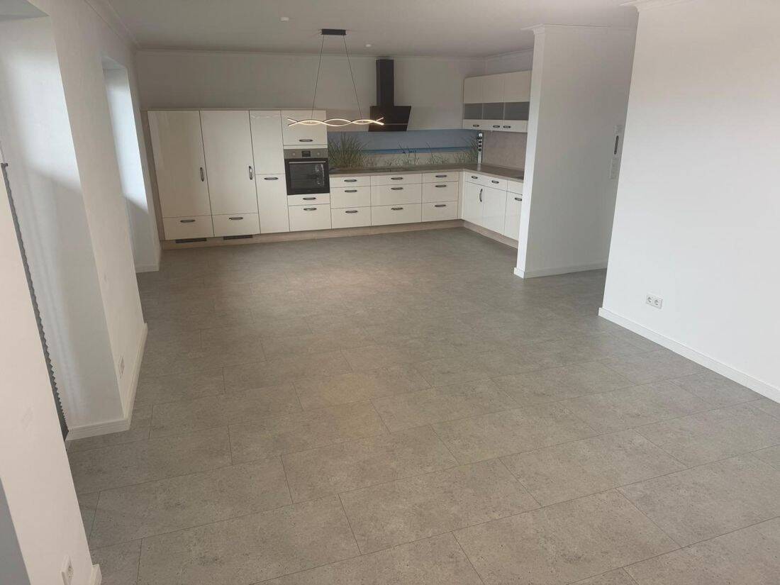 Einziehen & wohlfühlen: Neuwertige Eigentumswohnung mit Balkon in Meldorf zu vermieten!, 25704 Meldorf