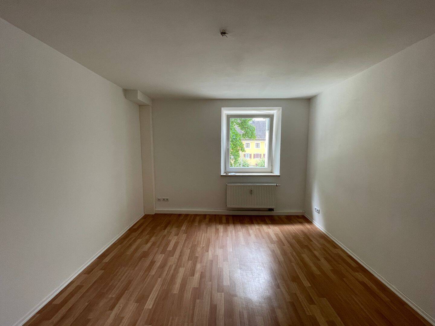 Schöne 1-Zimmer-Wohnung in Altenstadt, 92665 Altenstadt a.d. Waldnaab