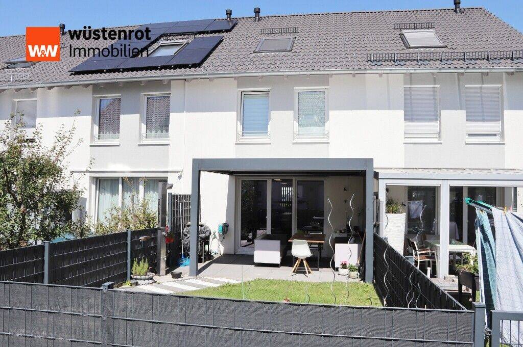 Exklusives Reihenmittelhaus mit Garage und Stellplatz in Memmingen – Amendingen, 87700 Memmingen