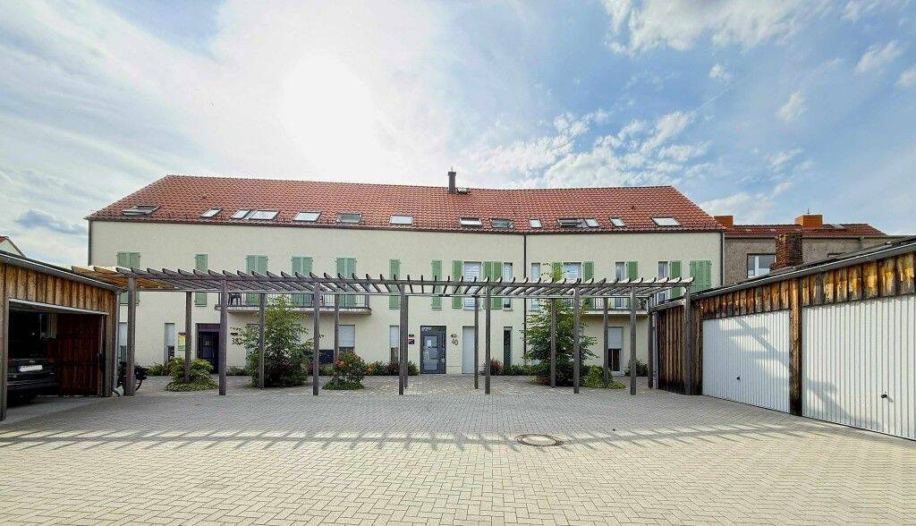 WOHNEN, wo andere Urlaub machen – Lichtdurchflutete Wohlfühl-Maisonette-Wohnung im Erholungsort Müllrose, 15299 Müllrose