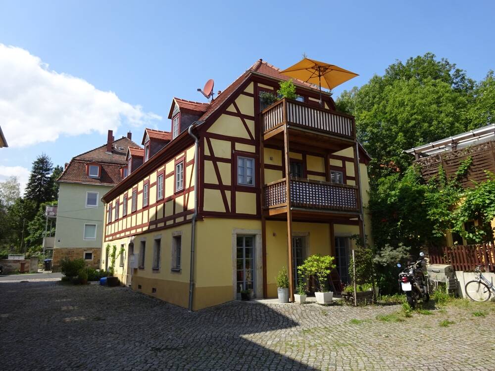 Bezug möglich! Sehr schöne 2 -Raumwohnung mit Balkon zu verkaufen!, 1169 Dresden