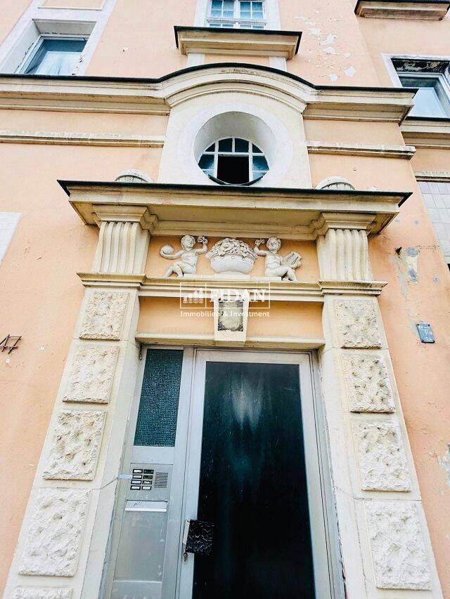 **vollvermietetes Sechsparteienhaus mit TOP Rendite***, 95028 Hof (Haidt Innenstadt Jägersruh Leimitz)