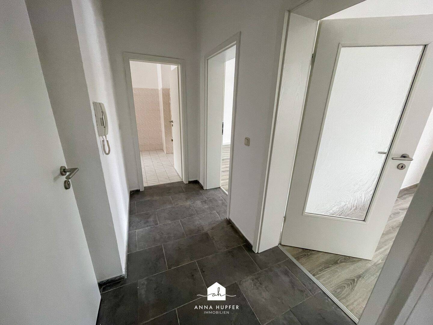 2-Raum-Wohnung im Erdgeschoss im Stadtteil Liebschwitz, 7551 Gera