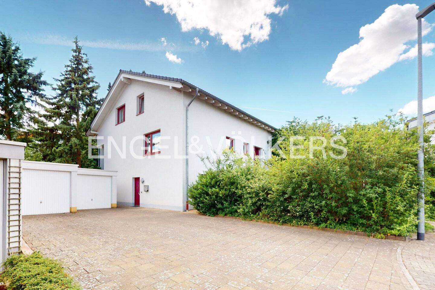 Großzügiges Zweifamilienhaus mit guter Energieeffizienz perfekt für Ihre Wohnträume, 55129 Mainz (Bretzenheim Ebersheim Hechtsheim)