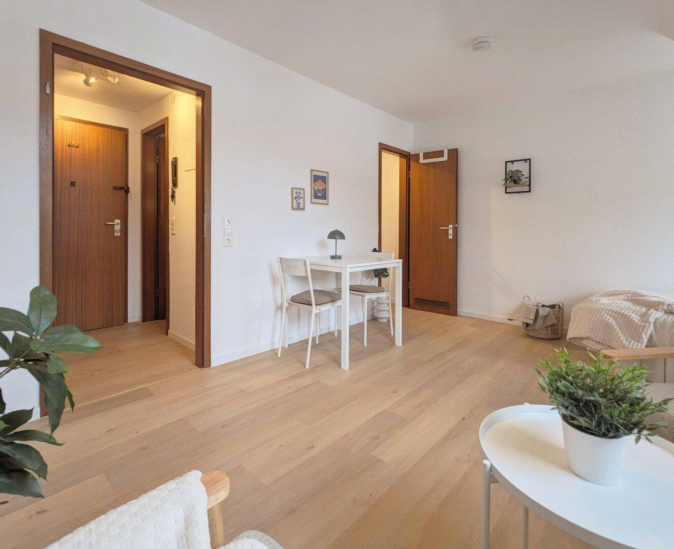 Wohnen in Bestlage: Renovierte & möblierte 1-Zimmer-Wohnung in Heidelberg-Weststadt, 69115 Heidelberg (Bahnstadt Bergheim Pfaffengrund Weststadt)