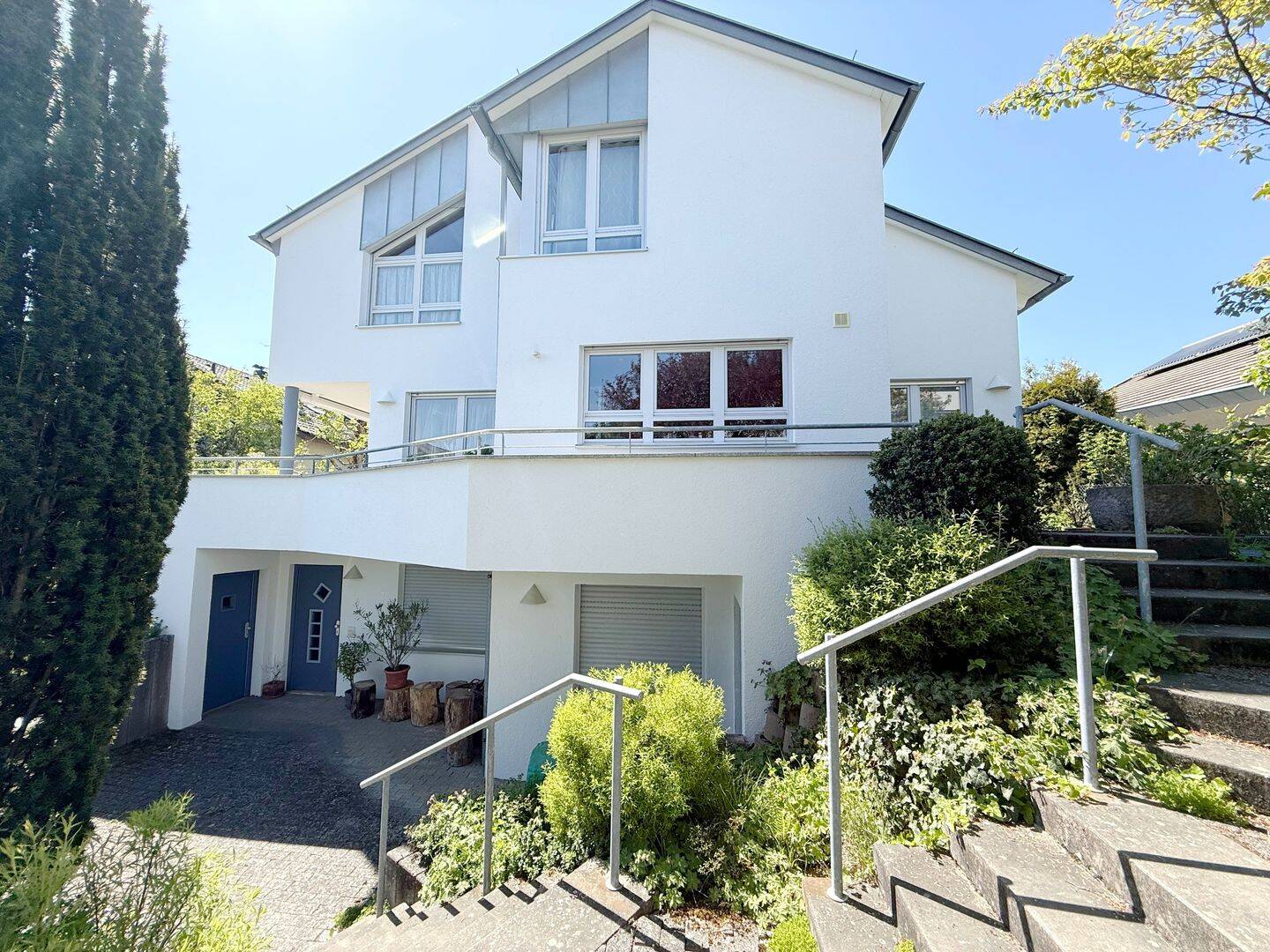 Ihr neues Zuhause: Stilvolle Doppelhaushälfte mit ELW in Bestlage von Schönaich zu verkaufen!, 71101 Schönaich
