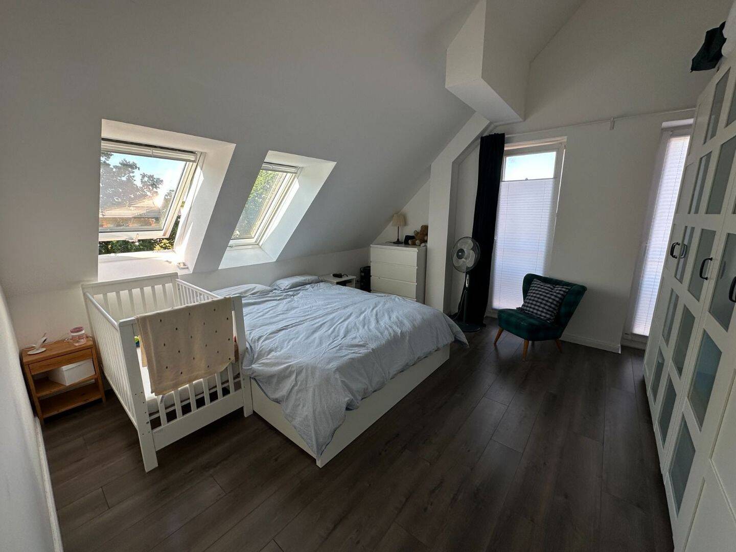 4-Zimmer-Wohnung im Dachgeschoss mit Balkon, 26123 Oldenburg (Oldb) (Bürgerfelde Donnerschwee Nadorst)