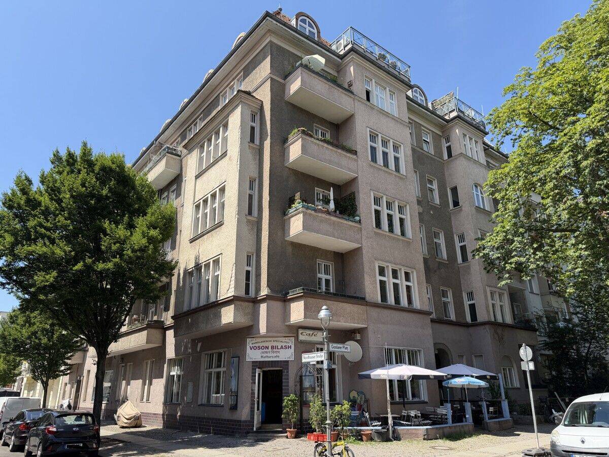 Erstbezug nach Sanierung – stilvolle Altbauwohnung mit Aufzug und Balkon gefragter Wohnlage, 10589 Berlin (Charlottenburg-Wilmersdorf Charlottenburg Kolonie Gerickes Hof)
