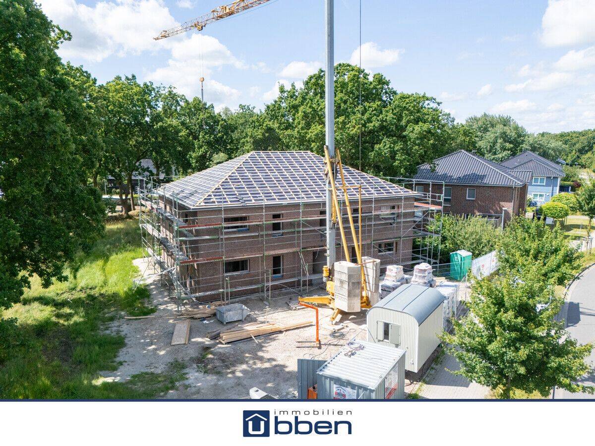 Erstbezug in Aurich-Extum – Hochwertige Neubauwohnung (OG links) in nachhaltiger QNG-Bauweise!, 26605 Aurich