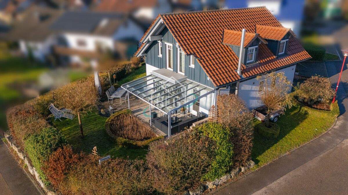 Familienfreundliches Einfamilienhaus mit Garten, Terrasse und Doppelgarage, 74597 Stimpfach