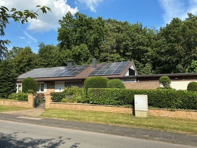 Bungalow mit Einliegerwohnung am Park, 33689 Bielefeld (Dalbke Sennestadt)