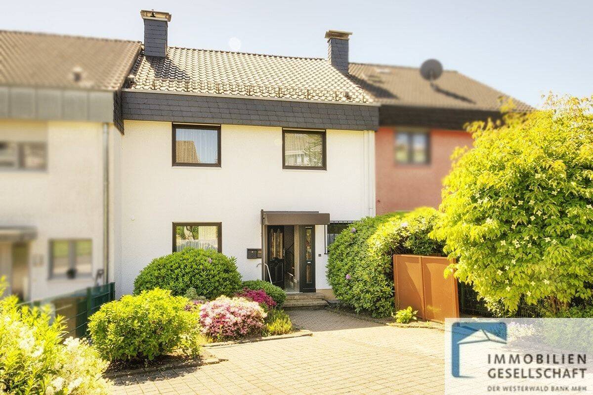 Gepflegtes Reihenmittelhaus in toller Wohnlage von Rengsdorf, 56579 Rengsdorf