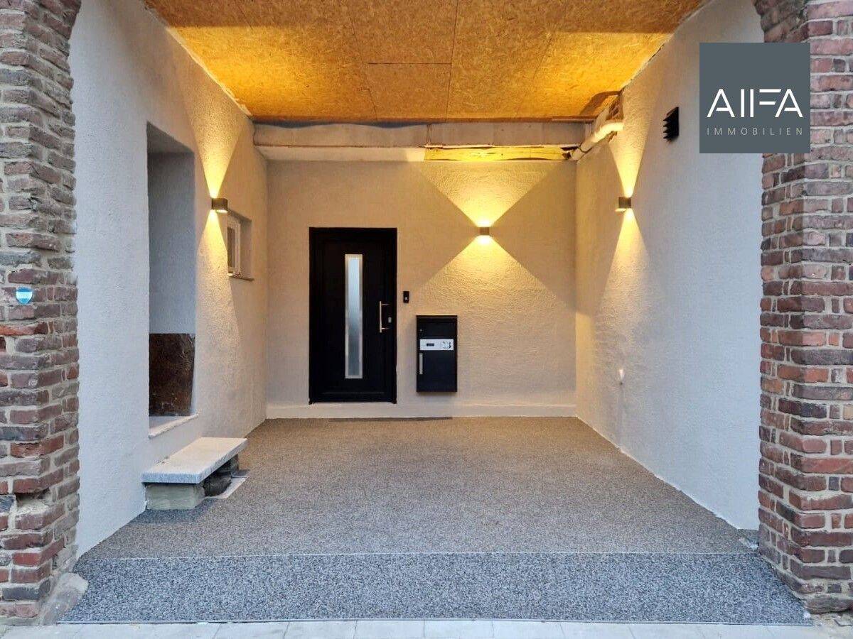 AllFa – Modernes, vermietetes Zweifamilienhaus in Linnich-Gereonsweiler!, 52441 Linnich