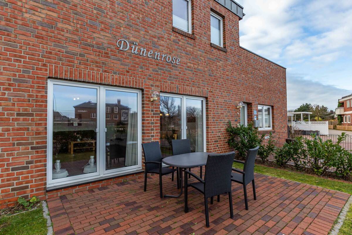 Wohnkomfort trifft auf perfekte Lage! Mehrfamilienhaus mit 3 Wohneinheiten, 26757 Borkum
