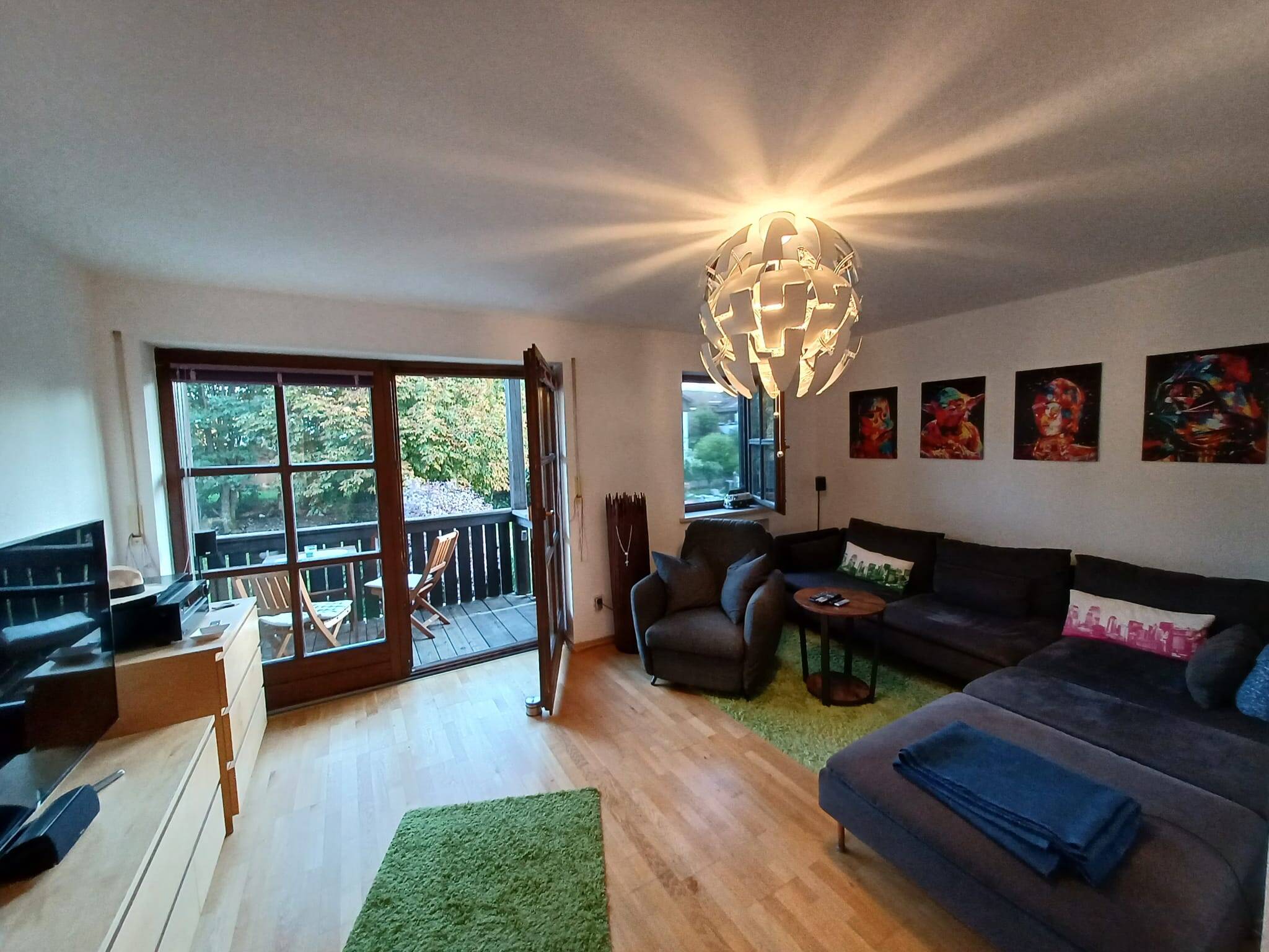 Helle 2-Zimmer Wohnung mit Südwestbalkon ins Grüne, 83607 Holzkirchen