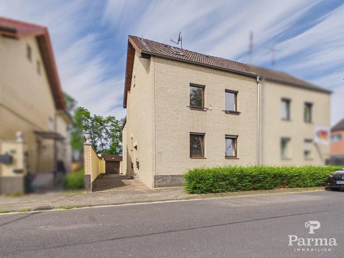 Charmante Doppelhaushälfte mit Gartenidylle in Echtz, 52353 Düren