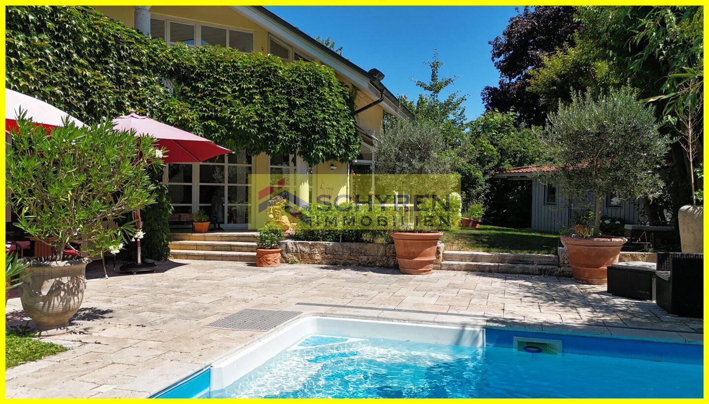 La Dolce Vita in Bestlage: Luxusvilla mit 360 m², Pooloase und Einliegerwohnung, 85276 Pfaffenhofen a.d. Ilm