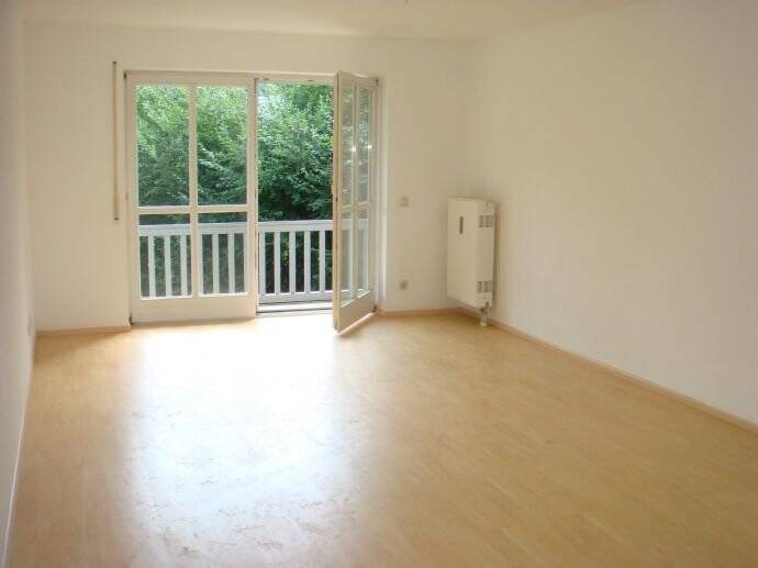 Attraktive 2-Zimmer-Wohnung mit Balkon in Eggenfelden, 84307 Eggenfelden
