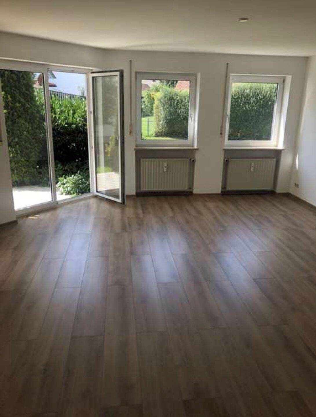 2-Zimmer-Wohnung mit Terrasse und Stellplatz, 89415 Lauingen (Donau)