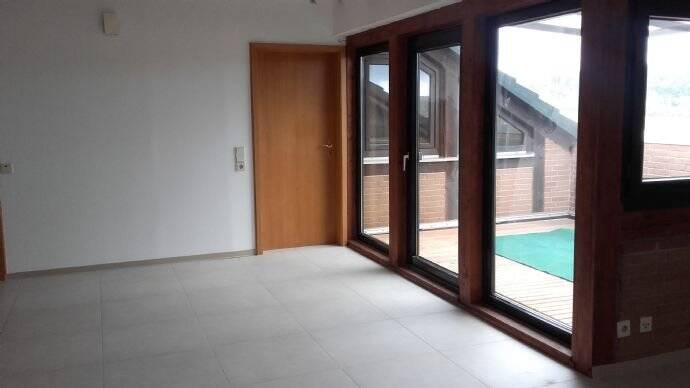 Melsungen, 3-ZKB, 93qm, DG m. Balkon + schöner Aussicht, 34212 Melsungen