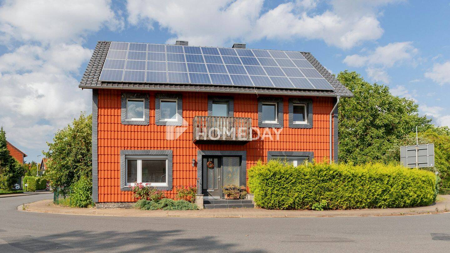 Schraubertraum mit Wohnkomfort: freistehendes EFH, Doppelgarage, Werkstatt & PV in ländlicher Lage, 38170 Dahlum