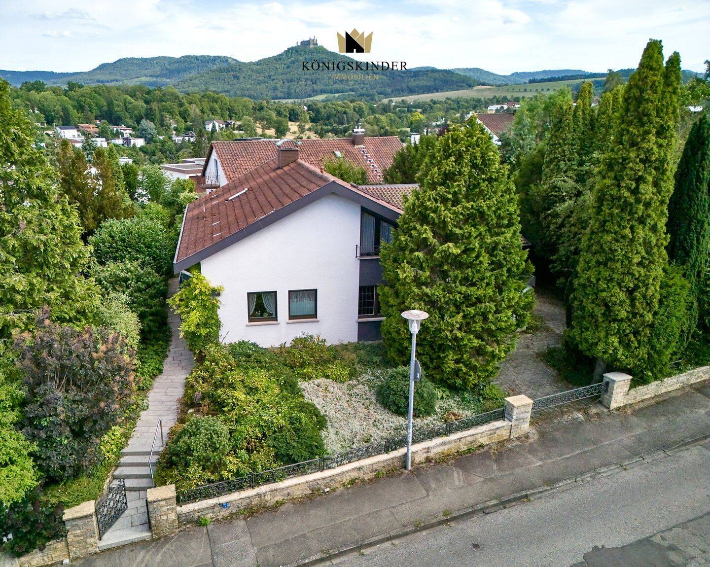 Zeitlose Eleganz und großzügiges Wohnen vereint, 72379 Hechingen