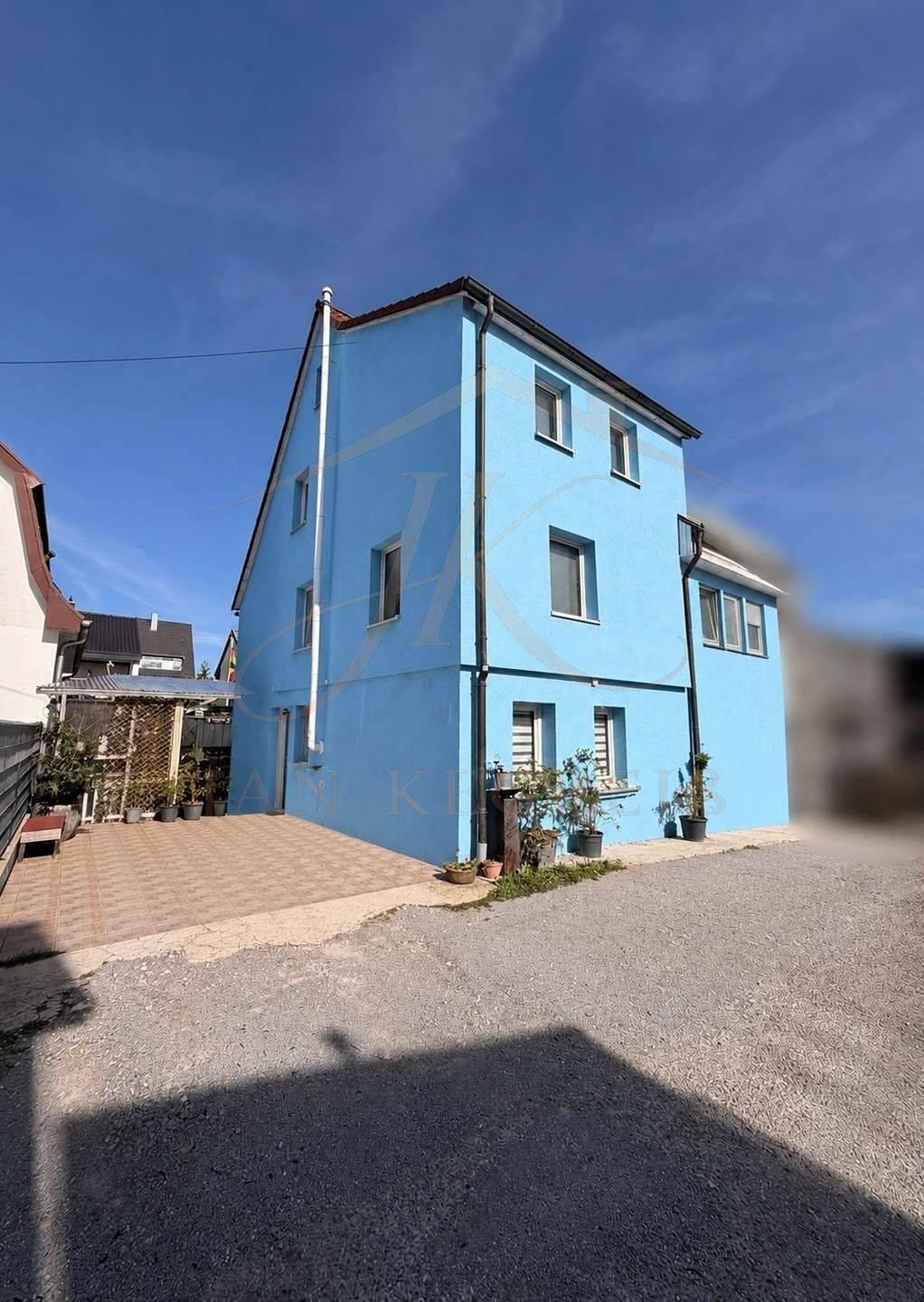 Einfamilienhaus mit 8 Zimmern, Garten und viel Platz für Ihre Wohnideen in Bondorf, 71149 Bondorf