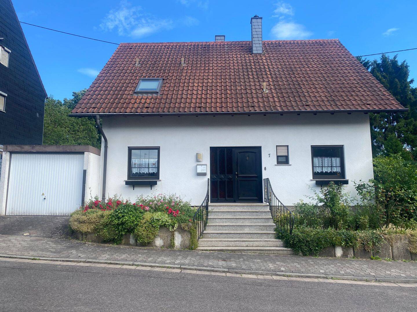 Haus zur Miete, 5 Zimmer, 140 m², in Saarbrücken, 66130 Saarbrücken